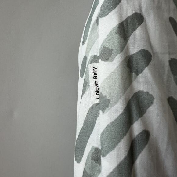 NEW Uptown Baby Crib Sheet - Picture 2 of 3